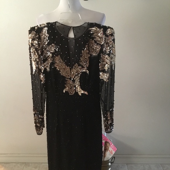 HOST PICK- NITE LINE GOLD/BLACK SEXY SEQUIN DRESS/ IT HAS SHOULDER PADS-SIZE 6 - Picture 3 of 12